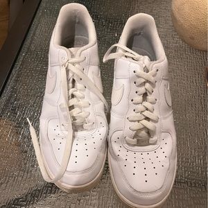 SOLD Mens airforces